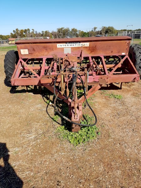 International 6-2 Combine
