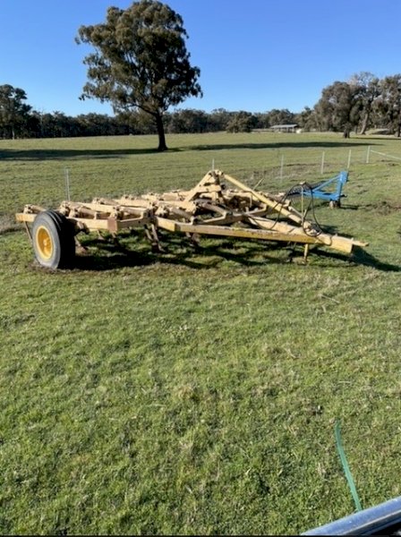 33 Tyne Chamberlain Scarifier