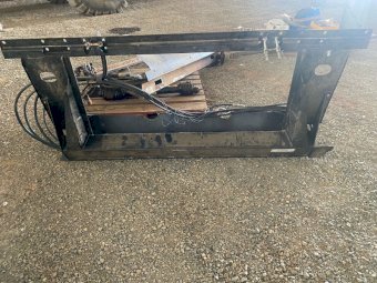 Macdon/ Case IH Window Adapter for CASE IH 2152 front