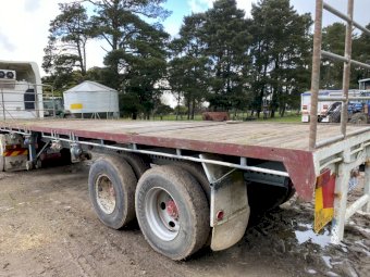 35 Ft Freighter Flat Top Trailer