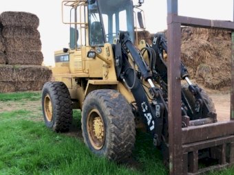 Under Auction - (A158)  CAT IT18B Loader 