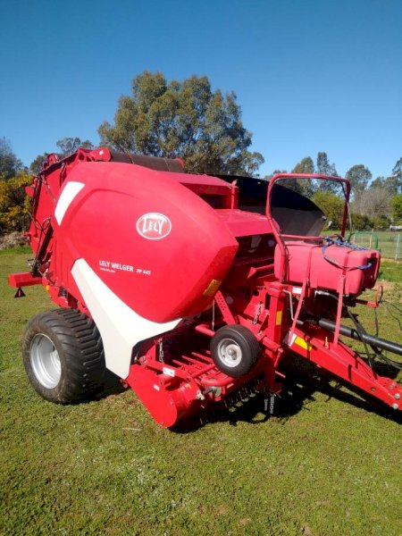 Lely Welger RP 445 Round Baler