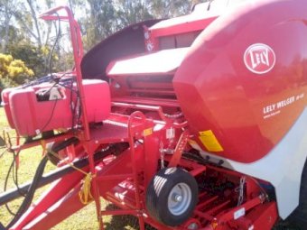 Lely Welger RP 445 Round Baler
