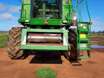 2012 John Deere 9770 STS 4WD with 2012 John Deere 640D Front (40ft) & Trailer