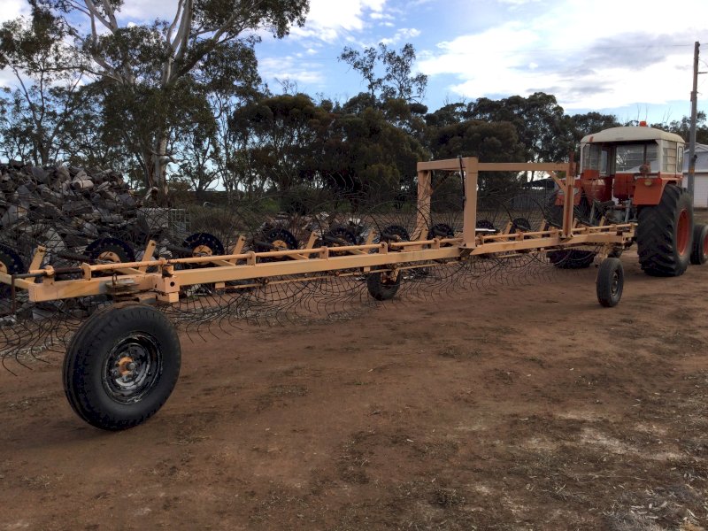 11 Wheel Elsworth In-Line Rake