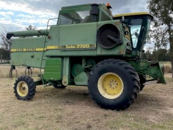 John Deere 7720 Header