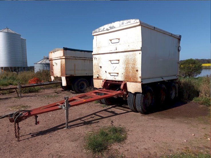 1984 Hercules Triaxle Trailer