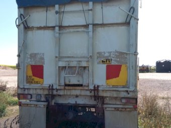 1984 Hercules Triaxle Trailer