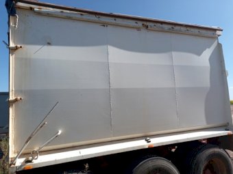 1984 Hercules Triaxle Trailer