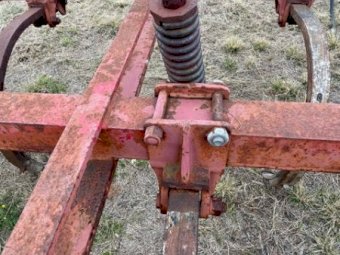 15' Grasslands Chisel Plough