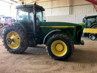 1999 John Deere 8200 Tractor