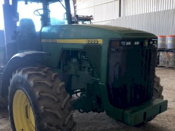 1999 John Deere 8200 Tractor