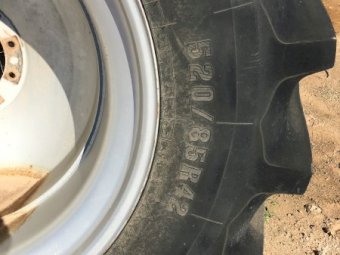 Firestone 520/85R42 Tyres & Rims x 2