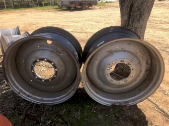 Rims to Suit Case IH Magnum 255 x 4
