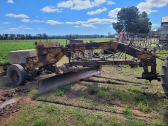 Britstand 12ft Grader