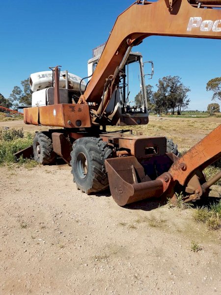 Poclain Mobile Excavator