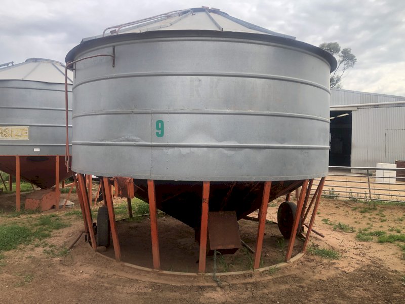 Macey 300 bag Field Bin