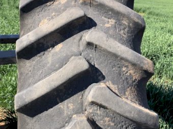 6 x Firestone 520/85R42 Tyres