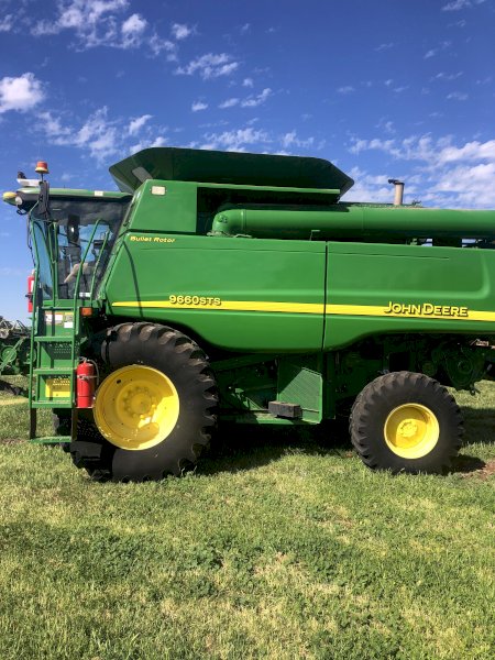 2006 John Deere 9660STS Header Only
