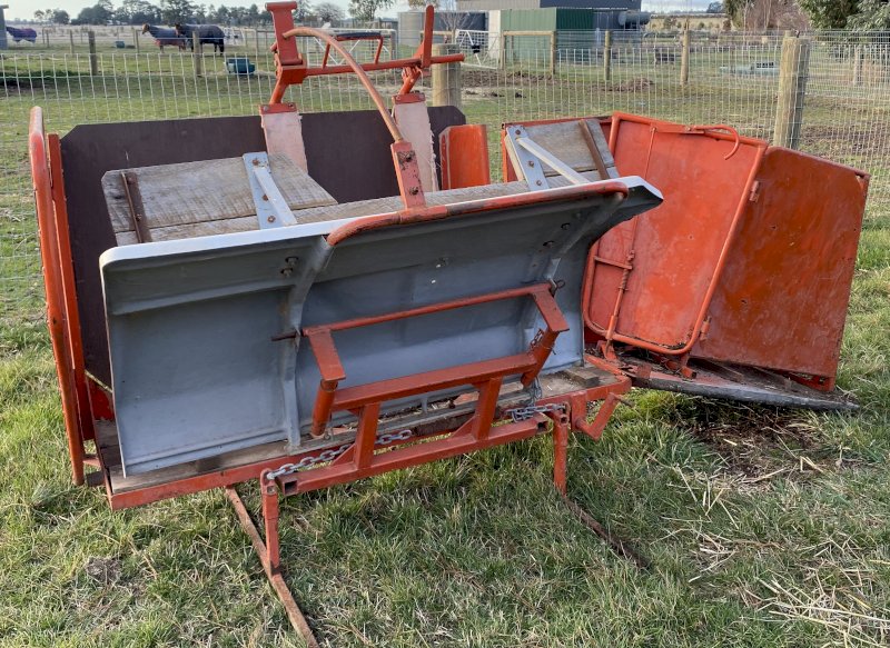 Hecton Sheep Handler