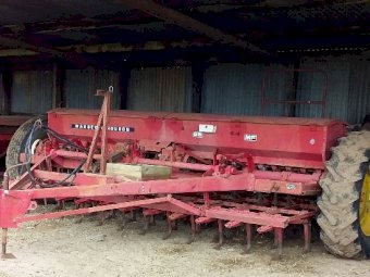 Massey Ferguson MF56 Combine