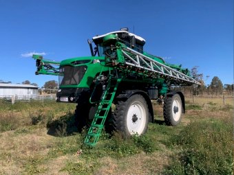 2016 Goldacres G4 Crop Cruiser Sprayer