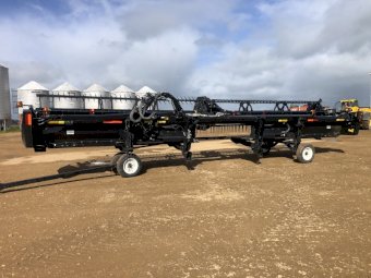 Macdon D135xl 35' Windrower Front