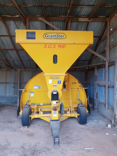 GrainStor EGS 900 Bag Inloader