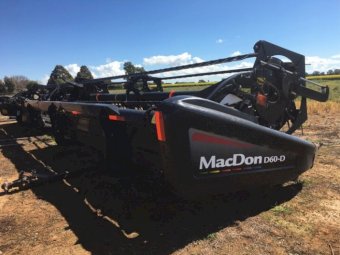 2011 40ft Macdon Draper Front