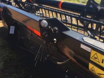 2011 40ft Macdon Draper Front