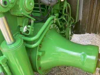 John Deere 8285R Tractor