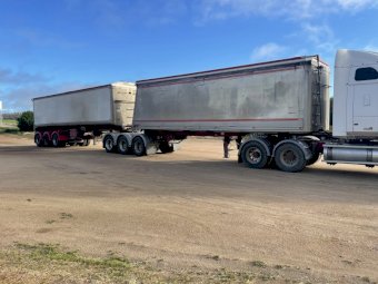 2012 Chris Body Builder A-Trailer Chassis Tipper Trailer