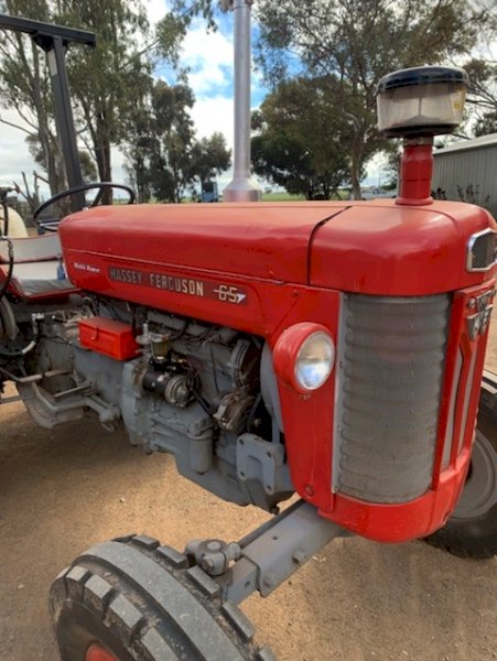 Massey Ferguson 65 MKII Tractor
