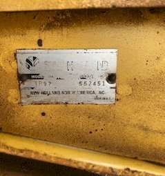 New Holland TR97 Header With 30ft Front