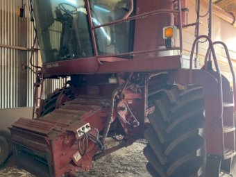 Case 2388 Header with 1010 30 ft Front with Comb Trailer