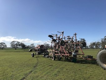 1998 Morris concept 2000 with 7130 cart 4.2 t