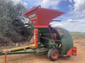 Richiger R950 Grainbag Inloader