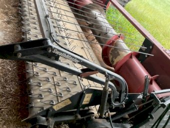 Case IH 2015 Canola Pickup Front