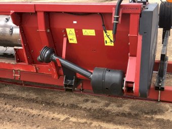 2003   Case 2015  Pick up Front