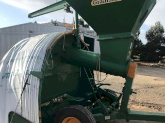 Agromec Grain Stor  Grain Bag Inloader