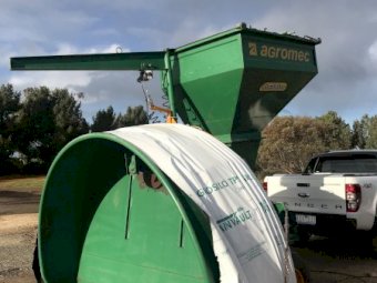 Agromec Grain Stor  Grain Bag Inloader