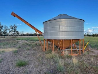 Sherwell 28 mt Field Bin