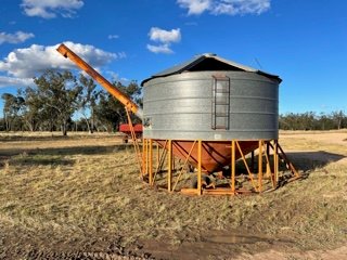 Sherwell bin with auger