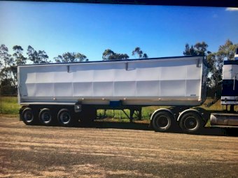 2014 Moore Tri-Axle Tipper
