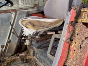 Massey Ferguson 690 Tractor