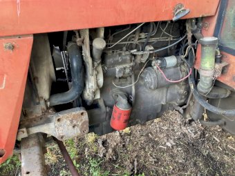 Massey Ferguson 690 Tractor