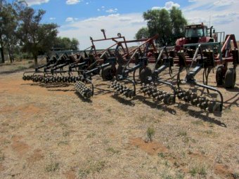 Under Auction - (A161)  Gason 1745 Trashmaster Scarifier 