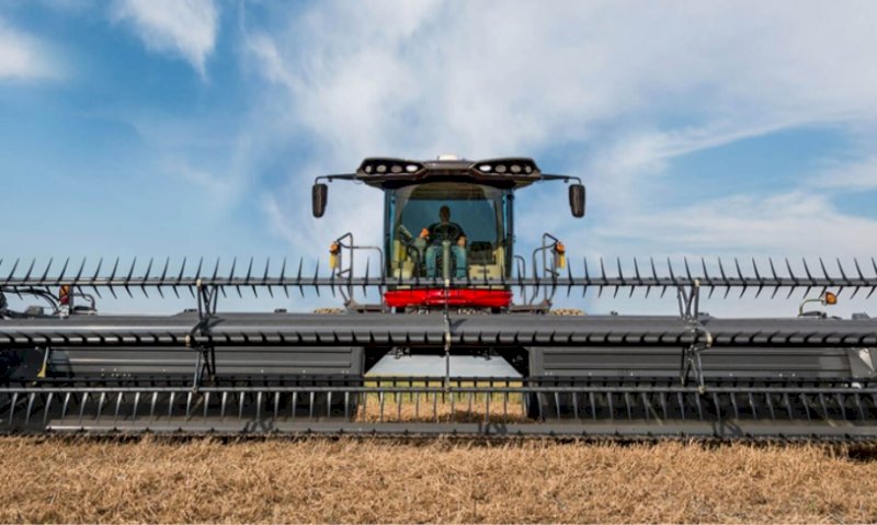 WANTED Massey Ferguson 5400 Windrower Front 30 to 35 ft