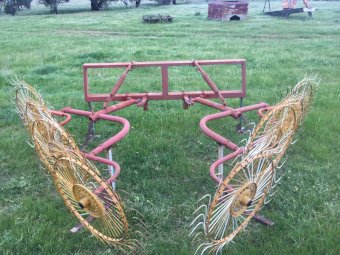 Vicon 8 wheel V Rake