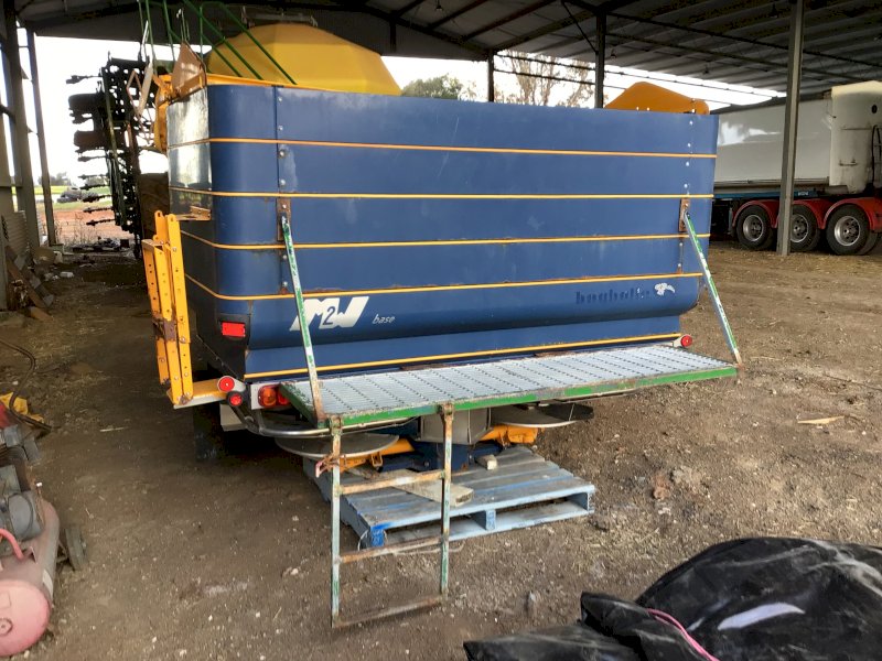2016 Bogballe M2WD Spreader